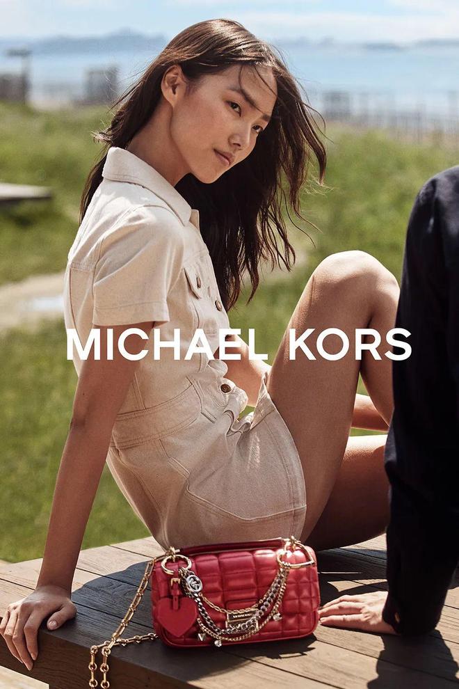 暴击跟着辛芷蕾解锁甜蜜指南！本周时髦大事  七夕奢牌浪漫(图5)