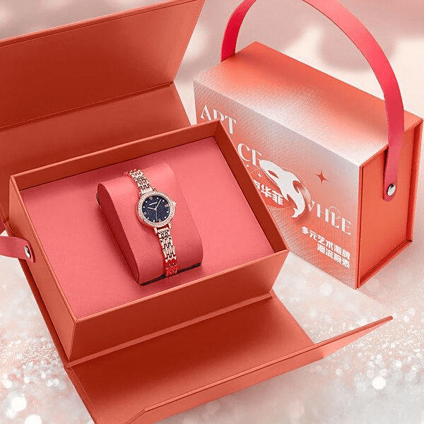 高颜值腕表提升你的时尚品味!2025年轻奢手表推荐:六款(图1) 高颜值腕表提升你的时尚品味!2025年轻奢手表推荐:六款(图1)