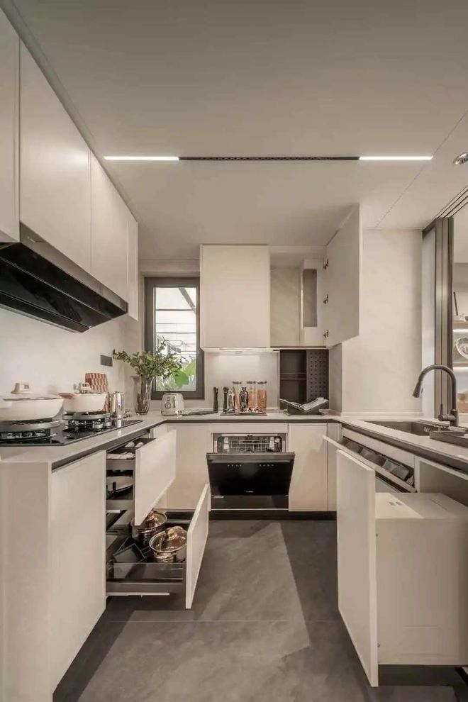 派售楼处电话：顶奢生活之选十月百度热搜 @招商时代潮(图13)