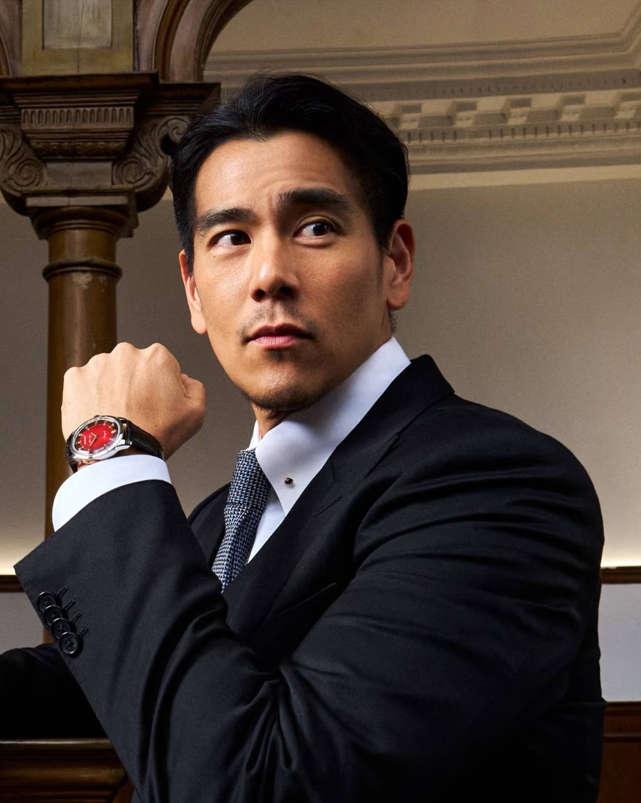 、卡西欧换成4个中产品牌更高级建议中年男人：手表别戴劳力士(图2)